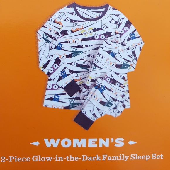 🎄2 for 35 Hyde and Eek Unisex long sleeve pant set 2pc glow in the dark - Picture 2 of 3